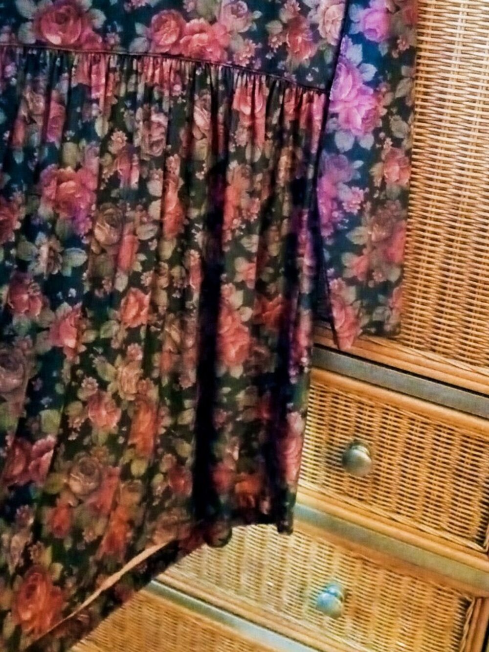 Vintage Moda INTL (Victoria's Secret) Velvet Babydoll Black Floral Tunic Dress M - Picture 11 of 13